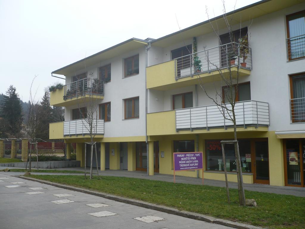 Apartman Anezka Luhačovice エクステリア 写真